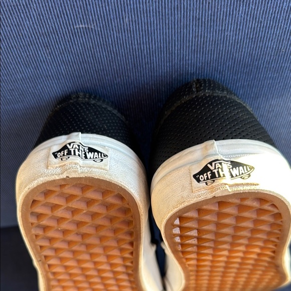 Vans Black and White Slip-On Sneakers with Waffle Sole - Picture 4 of 5